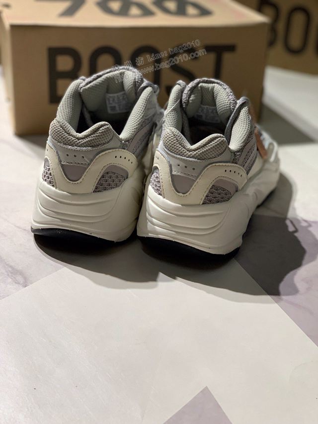 Adidas鞋 阿迪達斯真標巴斯夫真爆 侃爺椰子700 Adidas椰子鞋 男女同款  hdx13264